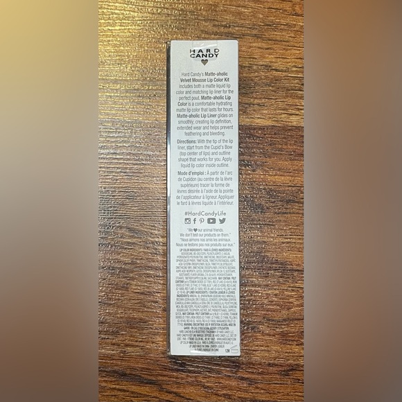 ⚫️Brand new matte lip color kit - Picture 2 of 3